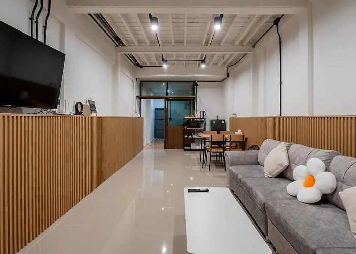 度假居 The House Chinatown 3br