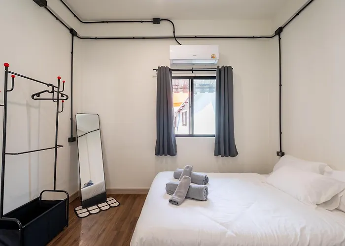 The House Chinatown 3br 曼谷